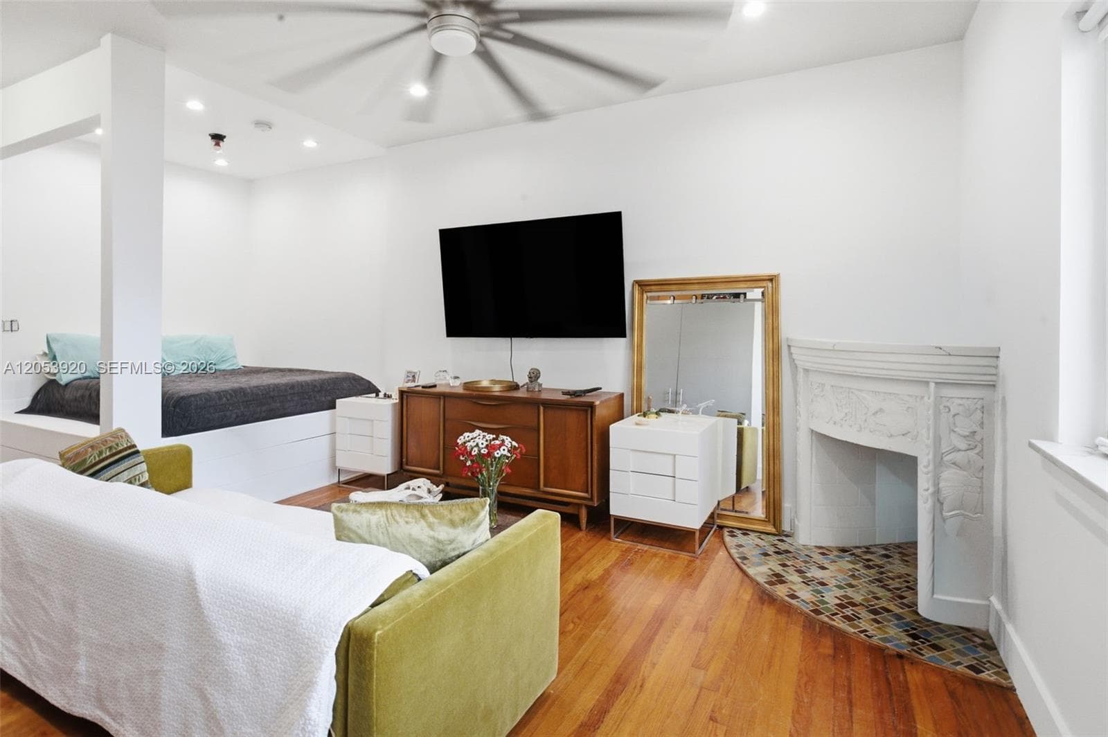 Espanola Court · #5 in Miami Beach - Photo 1
