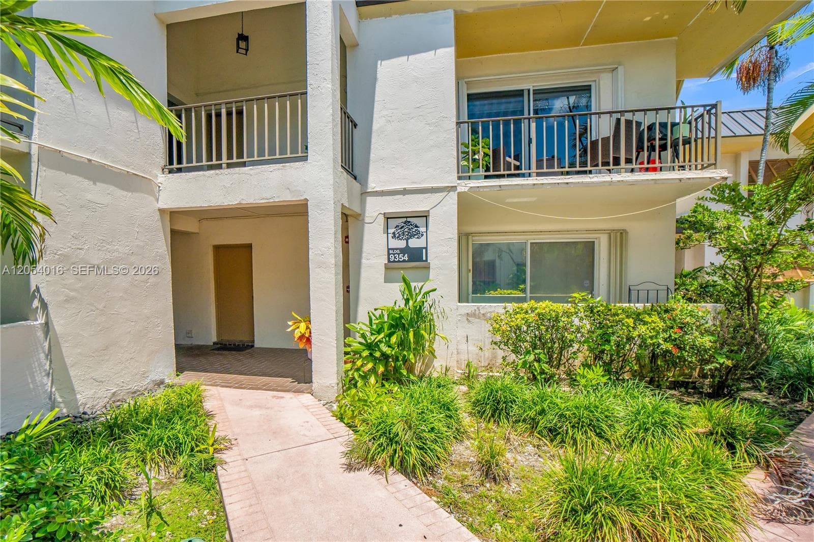 KINGSTON SQUARE CONDO · #I1 in Miami - Photo 2
