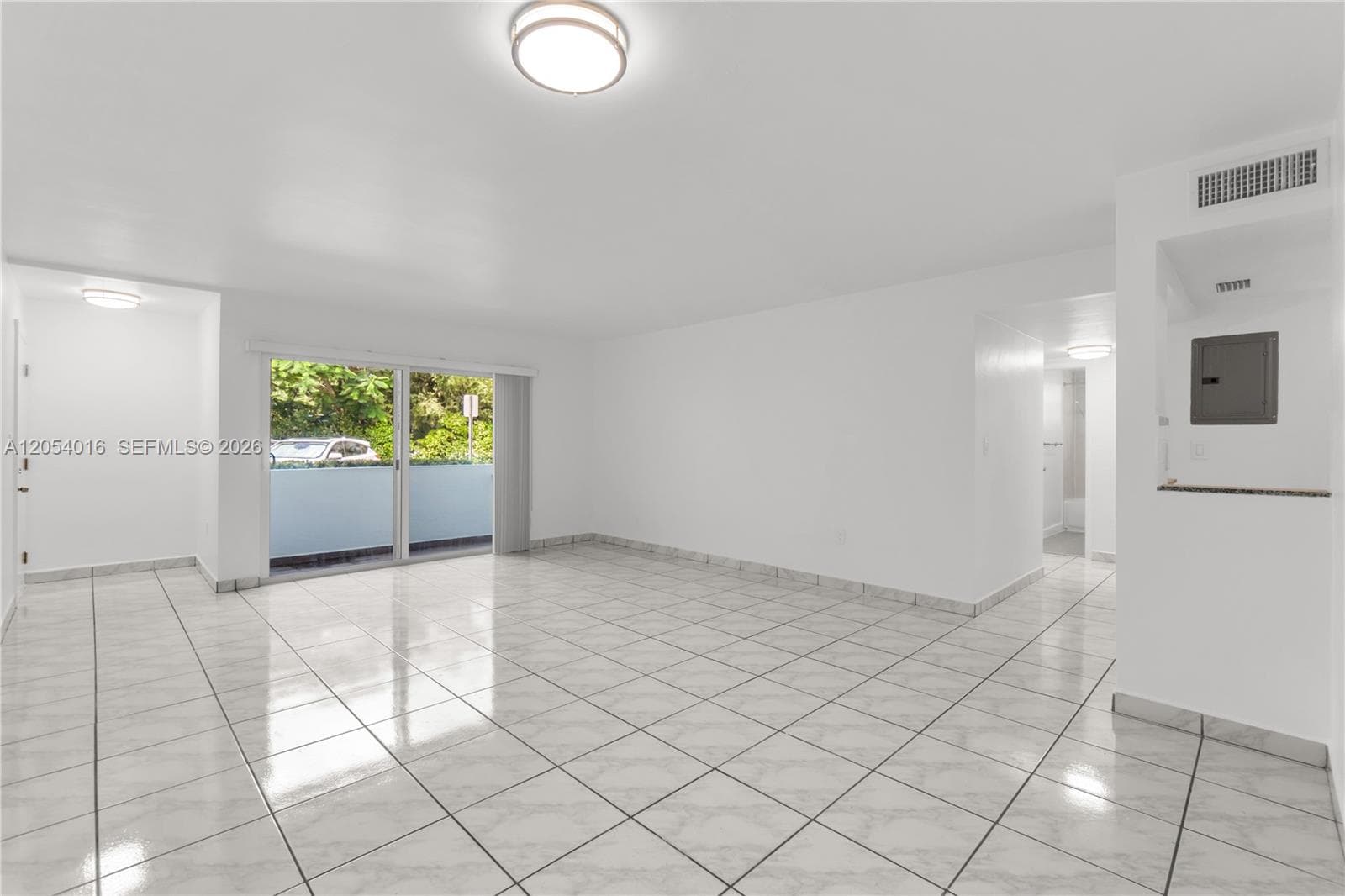 KINGSTON SQUARE CONDO · #I1 in Miami - Photo 7