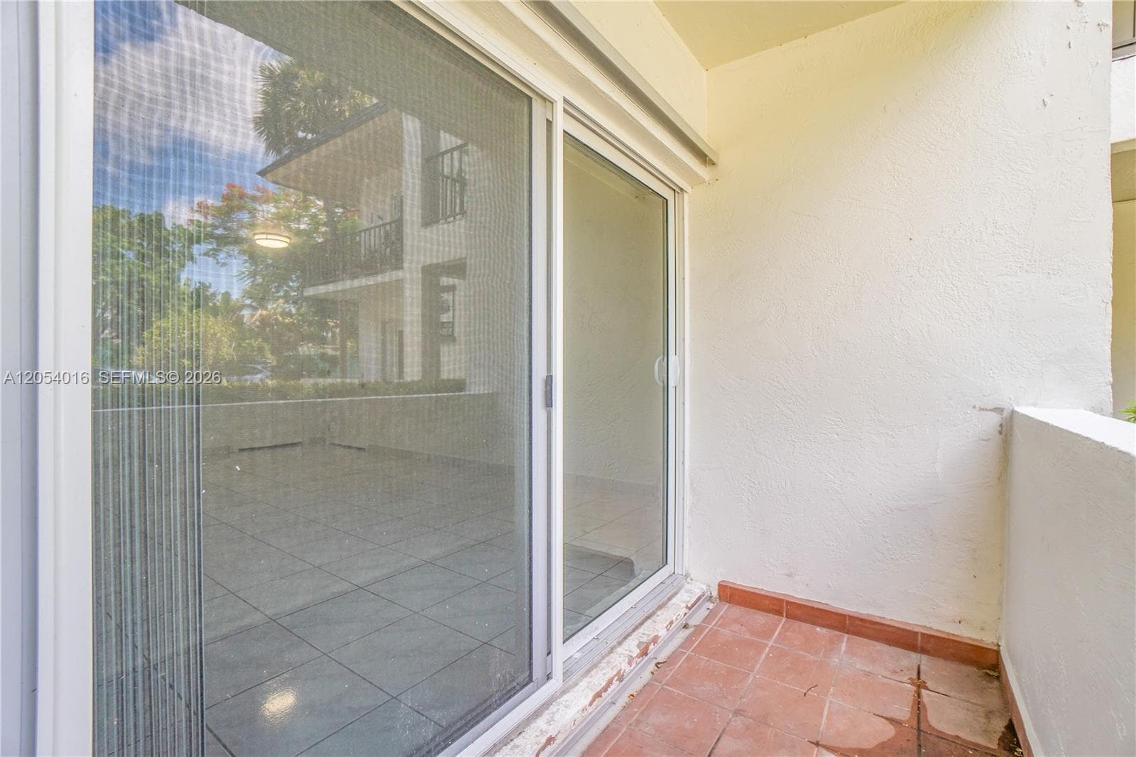 KINGSTON SQUARE CONDO · #I1 in Miami - Photo 36