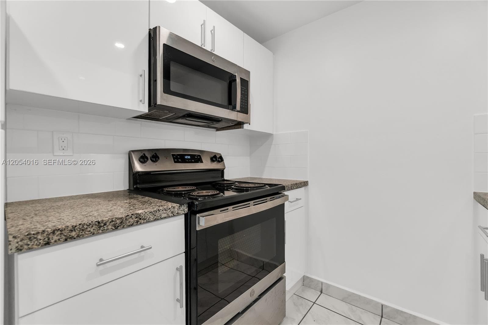KINGSTON SQUARE CONDO · #I1 in Miami - Photo 30