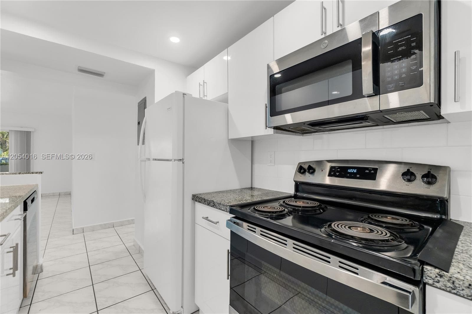 KINGSTON SQUARE CONDO · #I1 in Miami - Photo 29