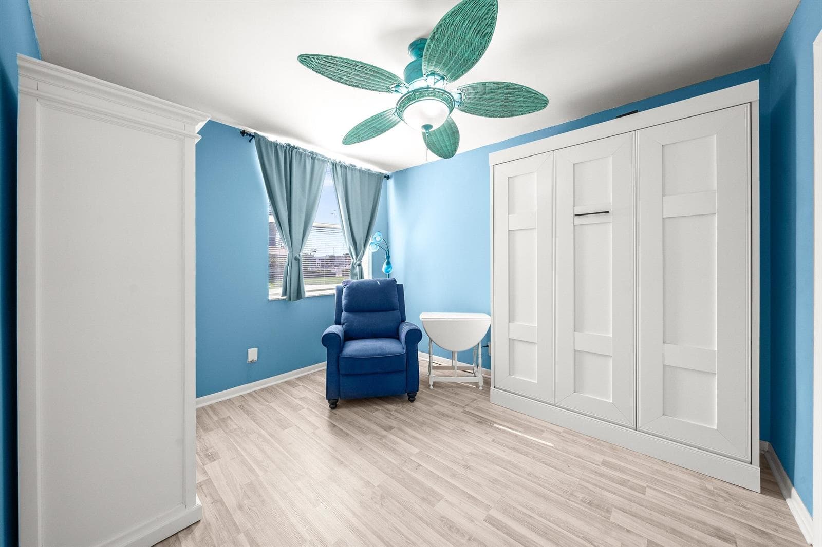 2525 Florida 130