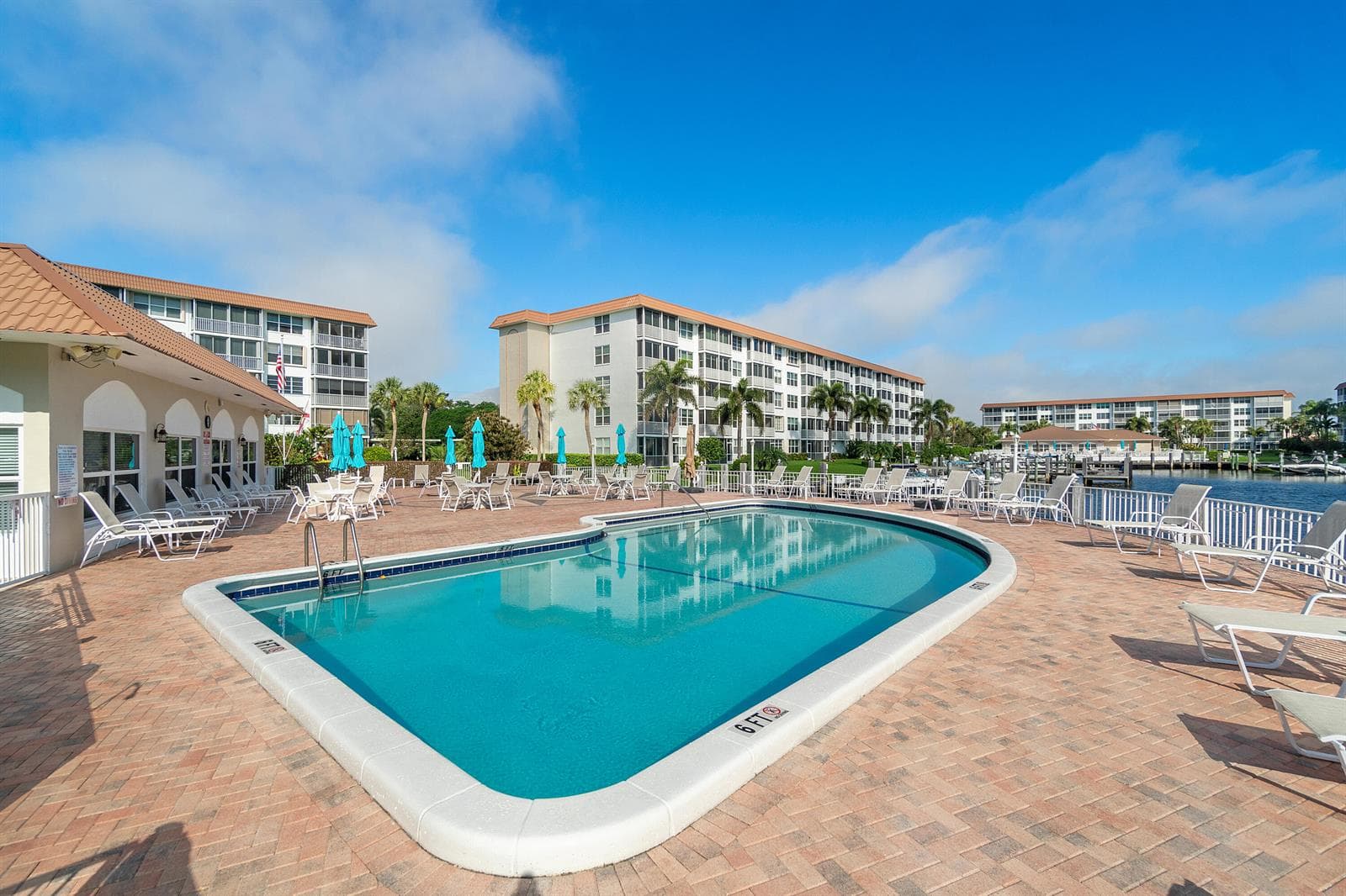 2525 Florida 130