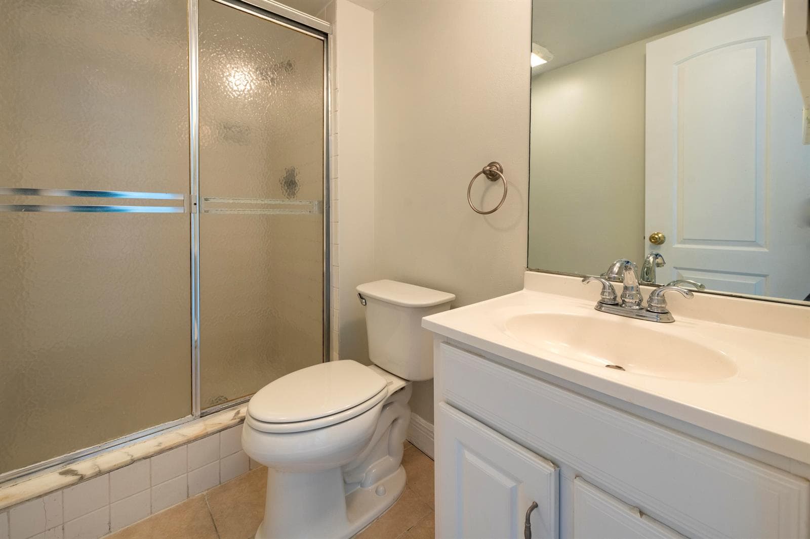 Bath 2 - Shower