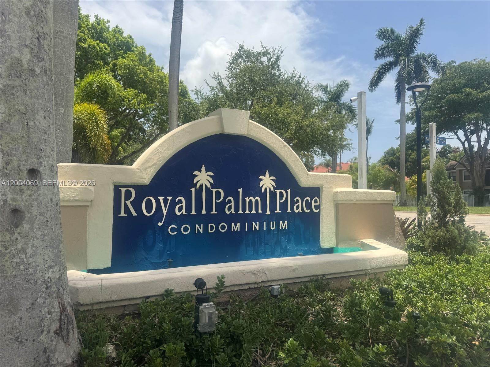 Royal Palm Place · #206 in Miami - Photo 1