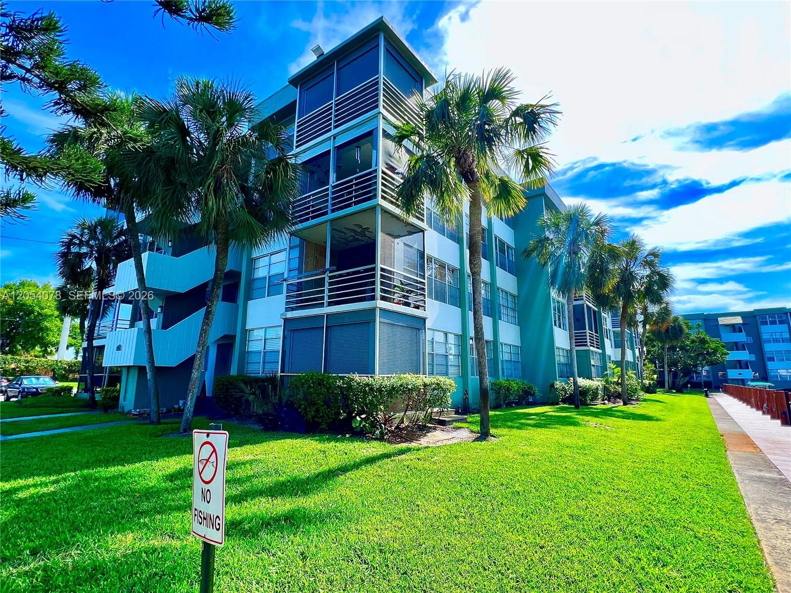 WATERGATE CONDOMINIUM NO · #401 in Hollywood - Photo 4