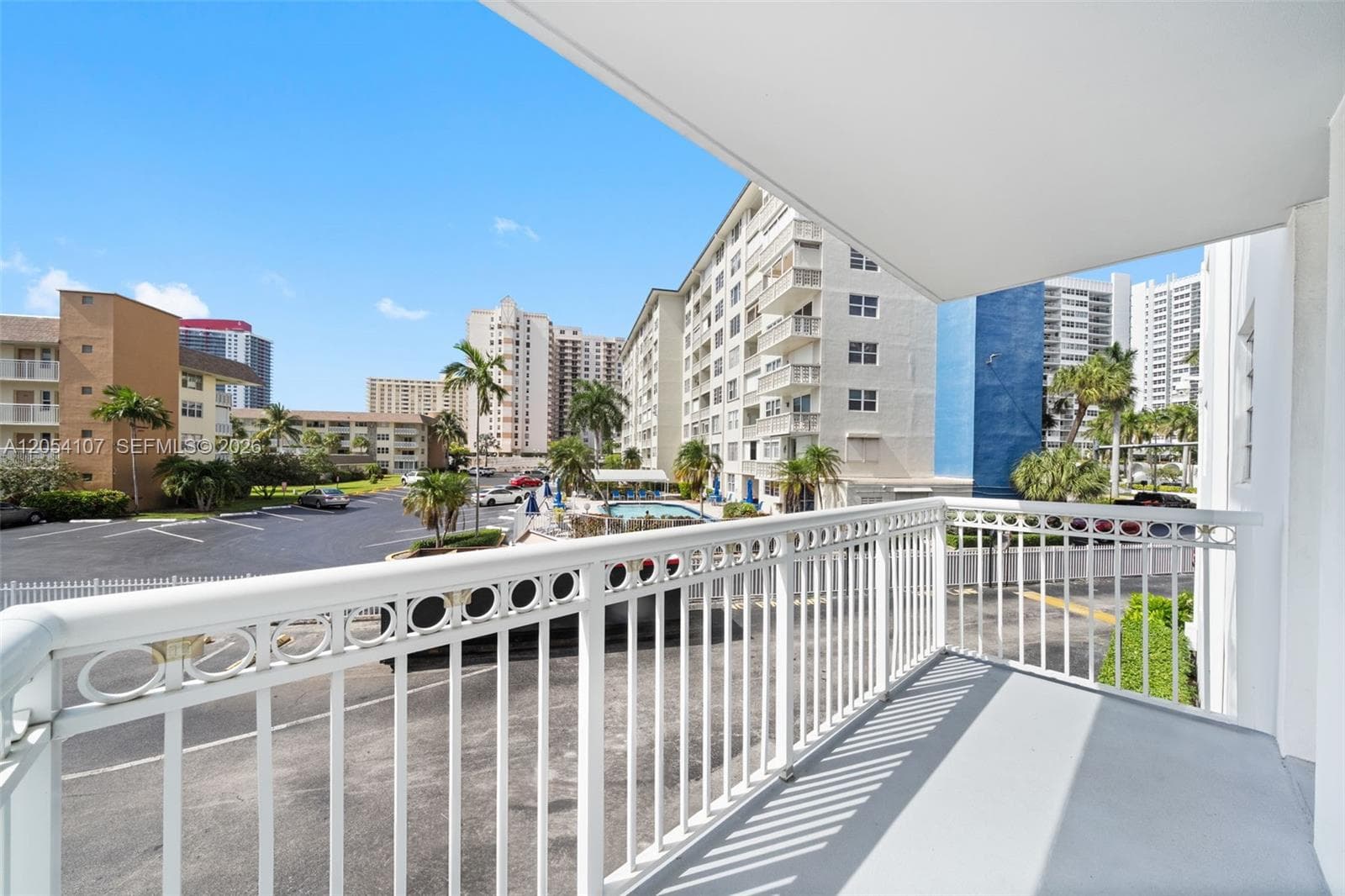 CHELSEA BAYVIEW · #208 in Hallandale Beach - Photo 16