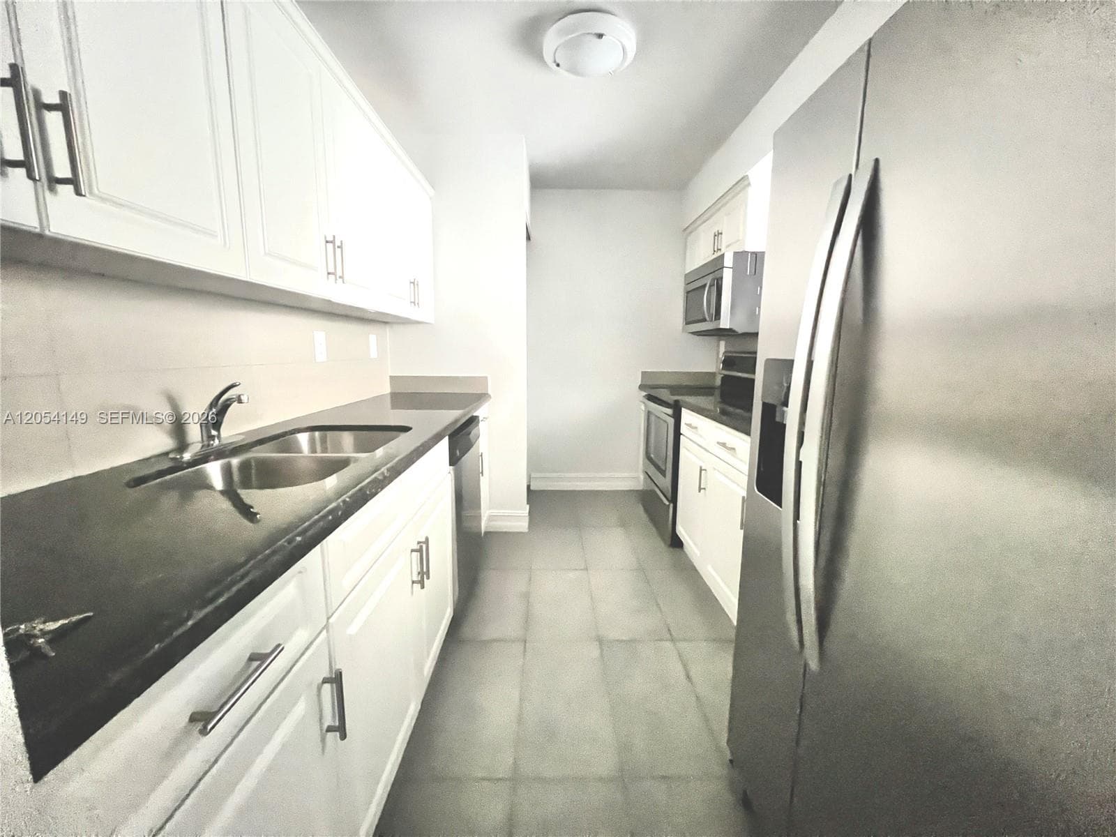 THE ROYAL CLUB CONDO · #402 in Miami Beach - Photo 13