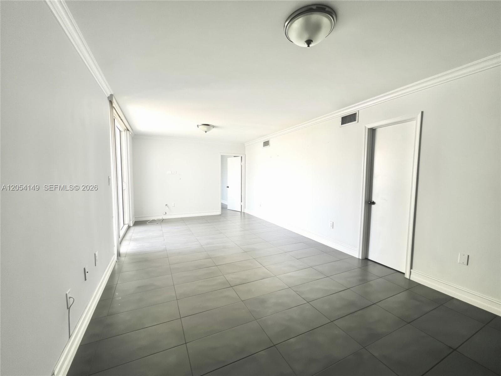 THE ROYAL CLUB CONDO · #402 in Miami Beach - Photo 7