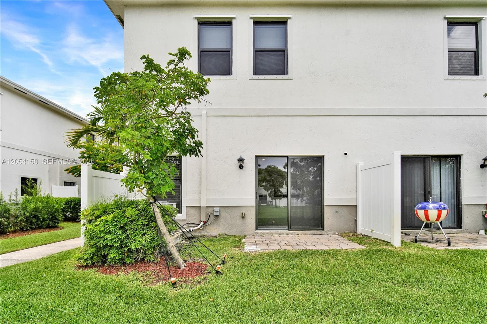 1161 SW 8th Ave photo 20