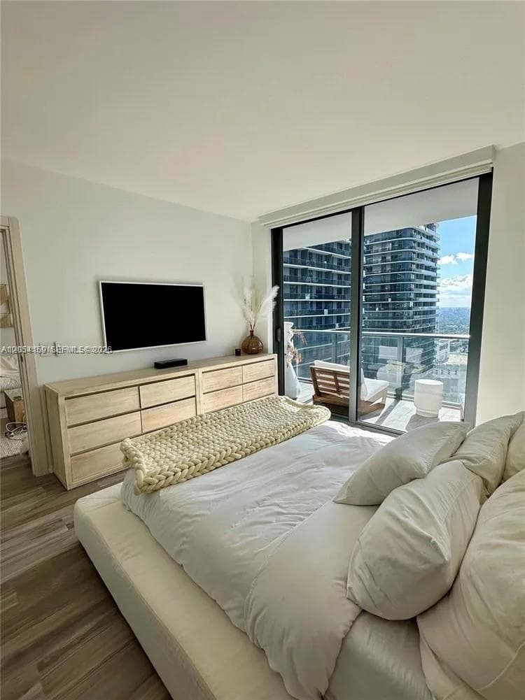SLS Lux · #3810 in Miami - Photo 14