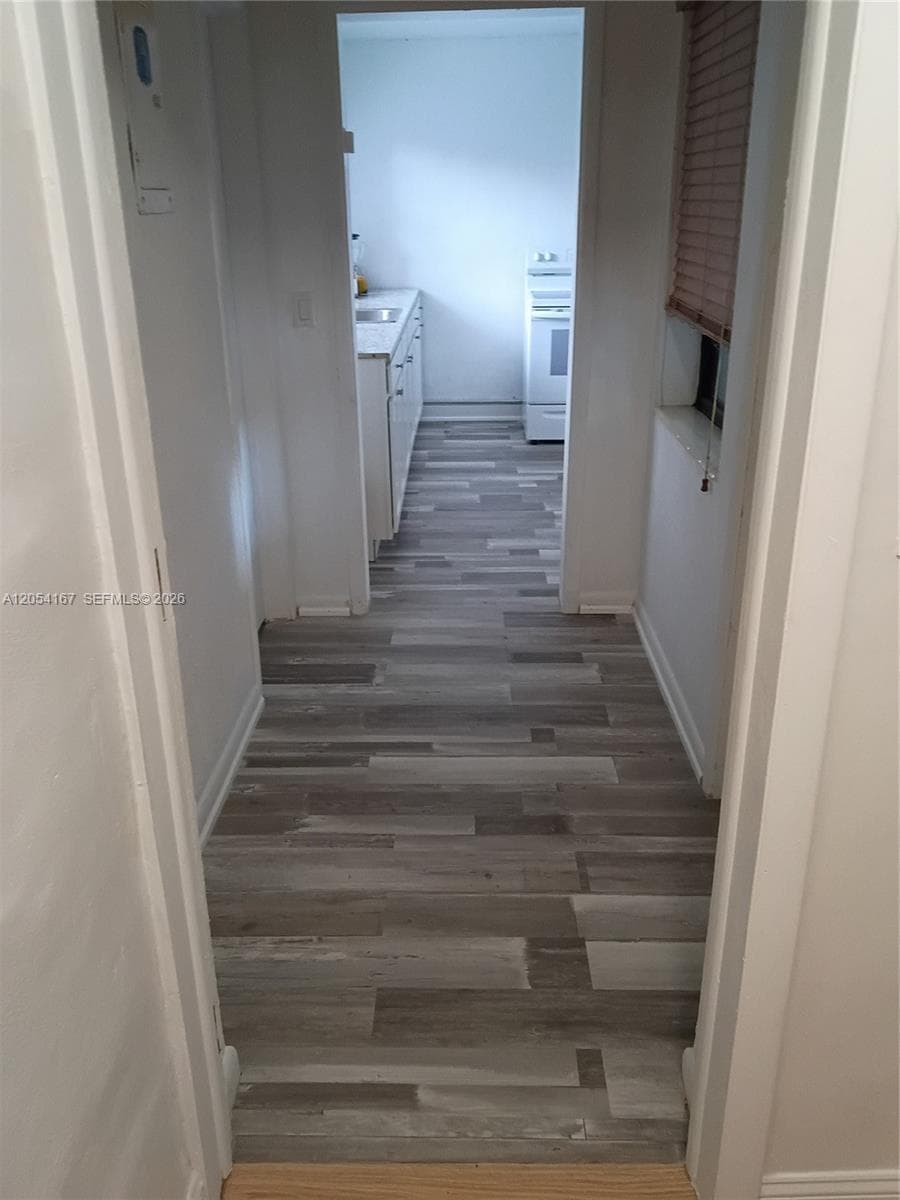 1024 Tyler St #1 photo 10