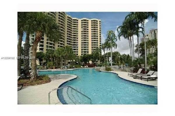 PARC CENTRAL AVENTURA SOU · #512 in Aventura - Photo 2