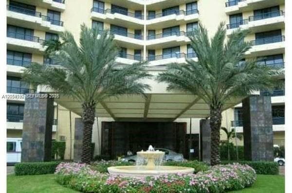 PARC CENTRAL AVENTURA SOU · #512 in Aventura - Photo 1