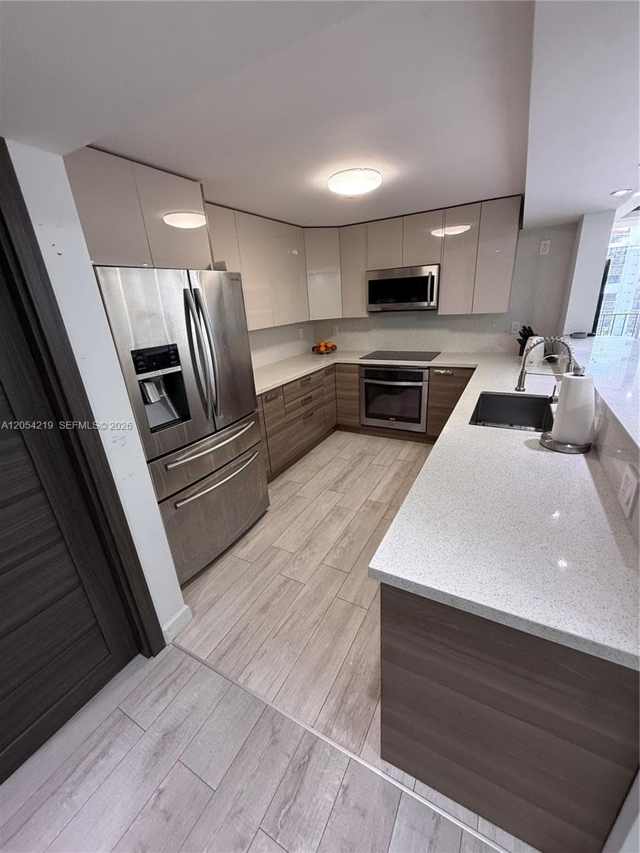 TOWERS OF OCEANVIEW SOUTH · #818 in Hallandale Beach - Photo 18