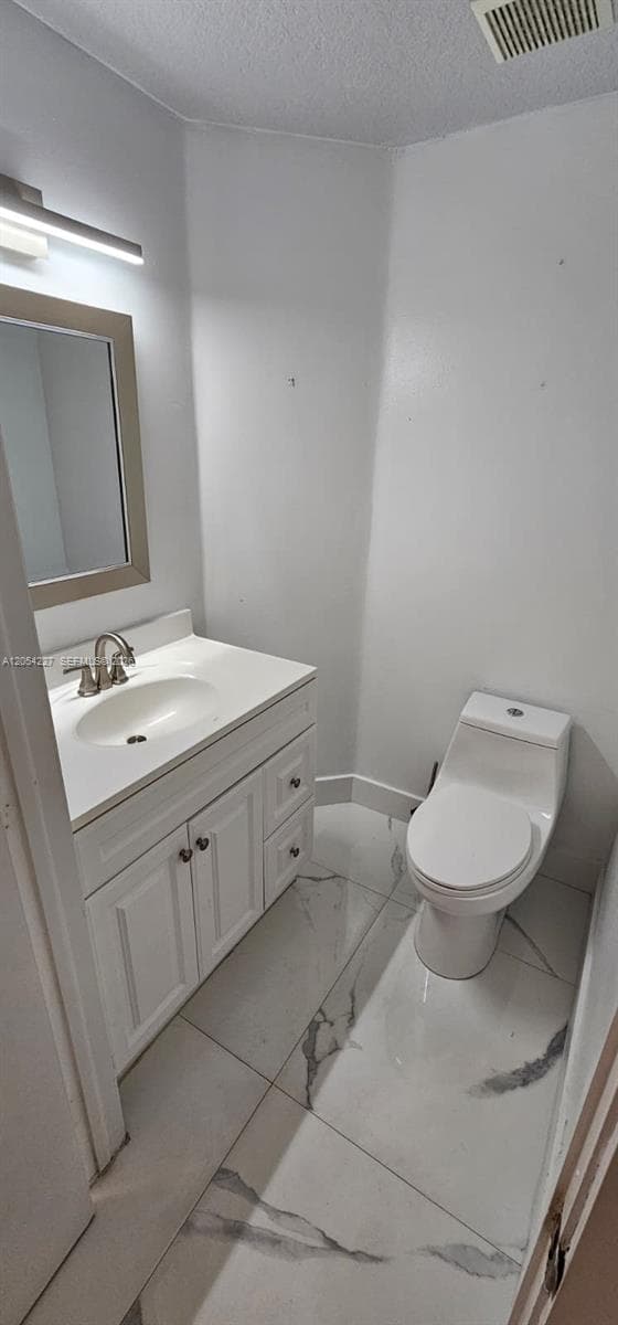 15355 SW 39th Ln photo 13