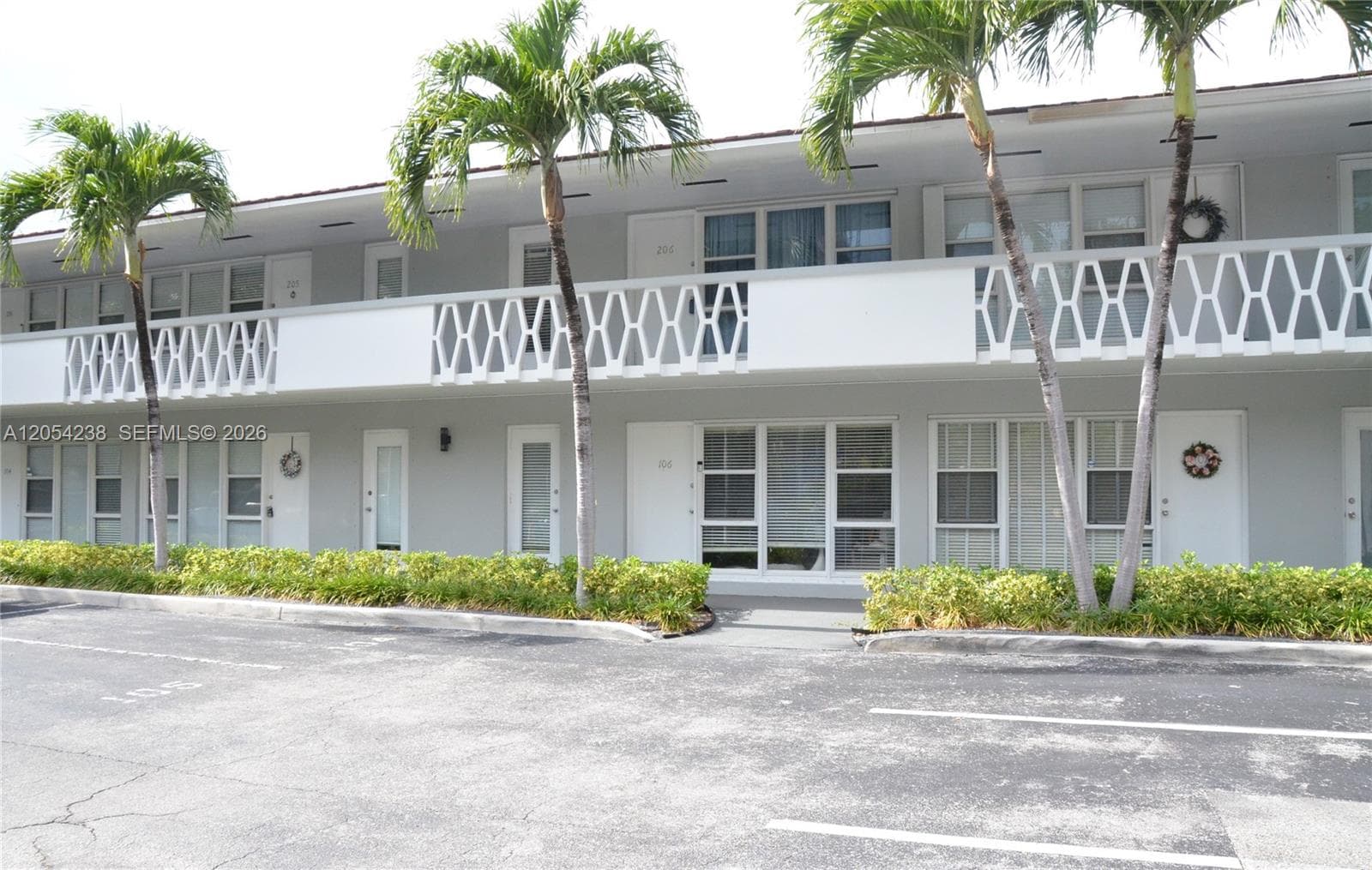 EDGEWATER OF CORAL GABLES · #104 in Coral Gables - Photo 3