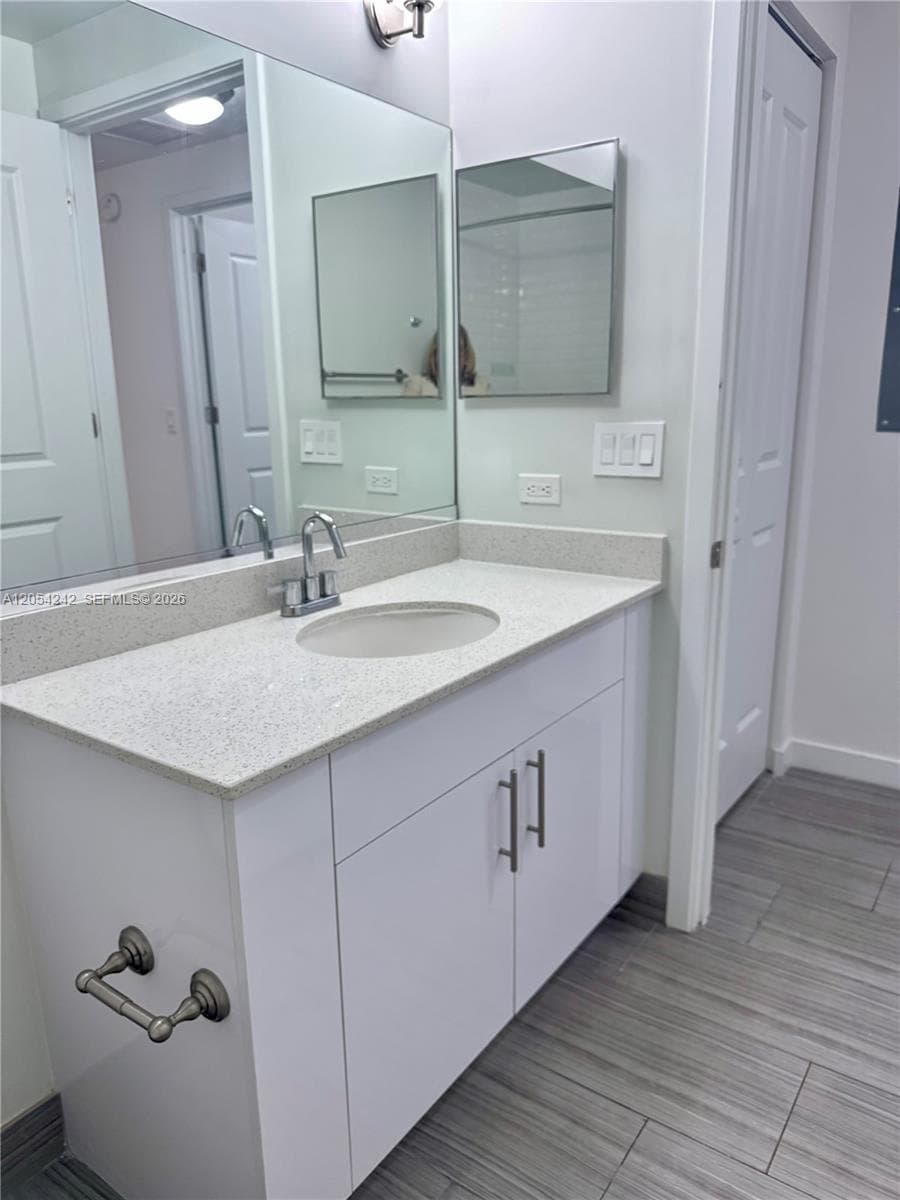 CIRC RESIDENCES · #705 in Hollywood - Photo 9