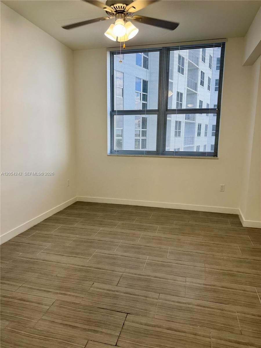 CIRC RESIDENCES · #705 in Hollywood - Photo 4