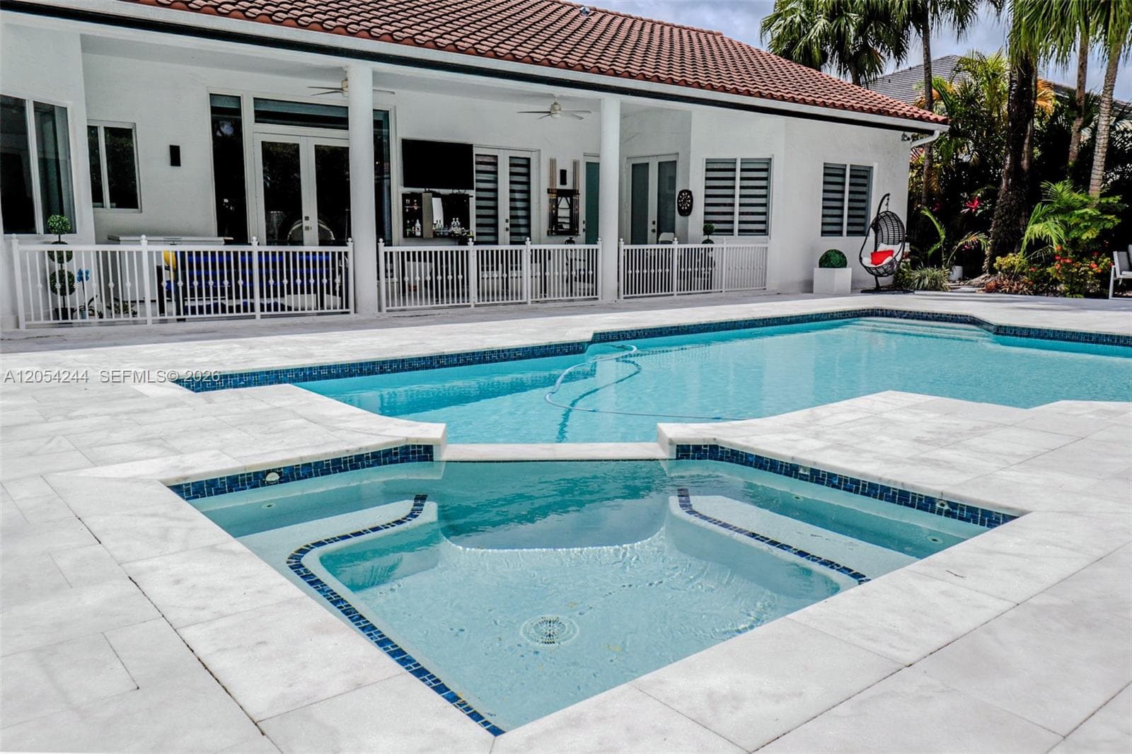 11929 SW 72 TER photo 5