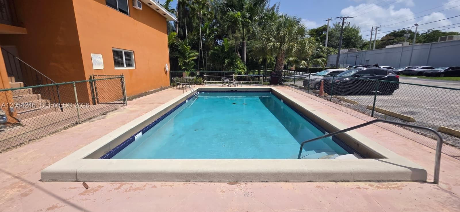 HIDEAWAY CONDO · #4 in South Miami - Photo 3
