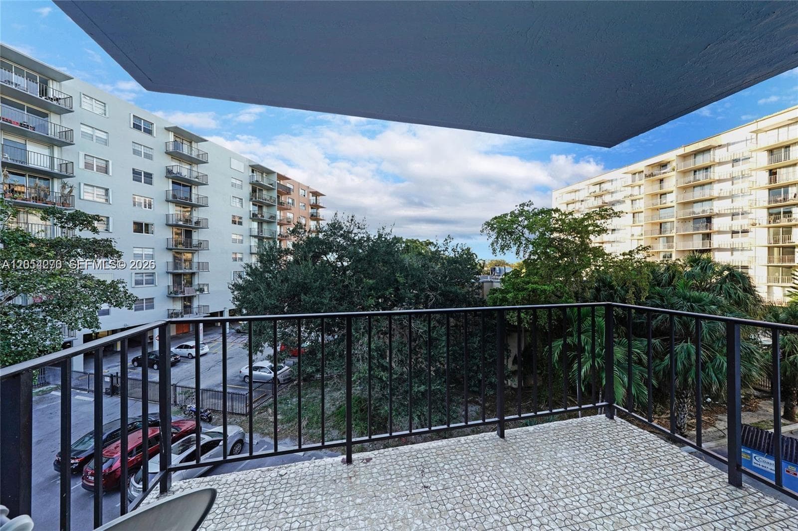 THREE HORIZONS EAST CONDO · #402 in North Miami - Photo 13