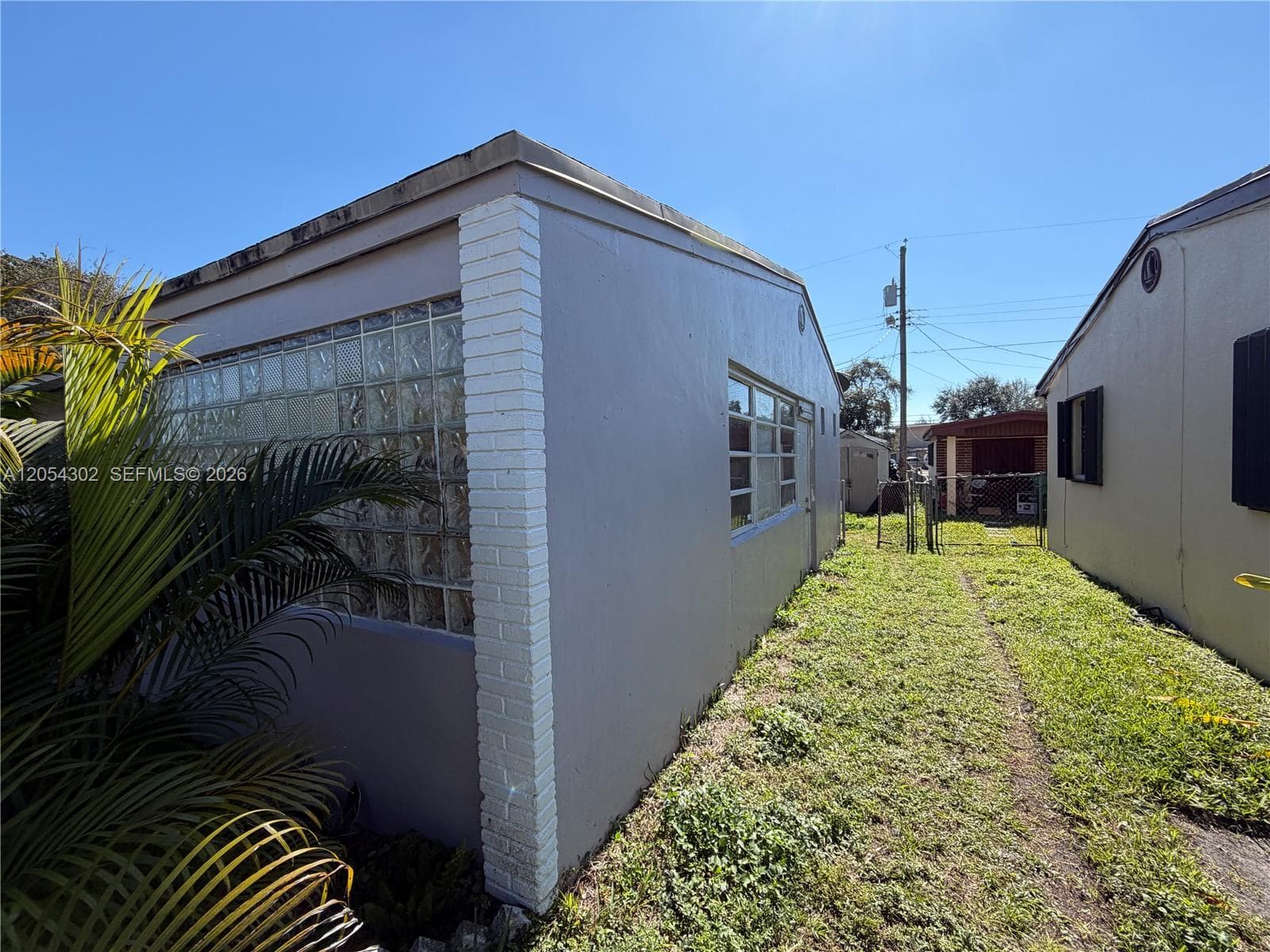 1828 NW 152nd St photo 2