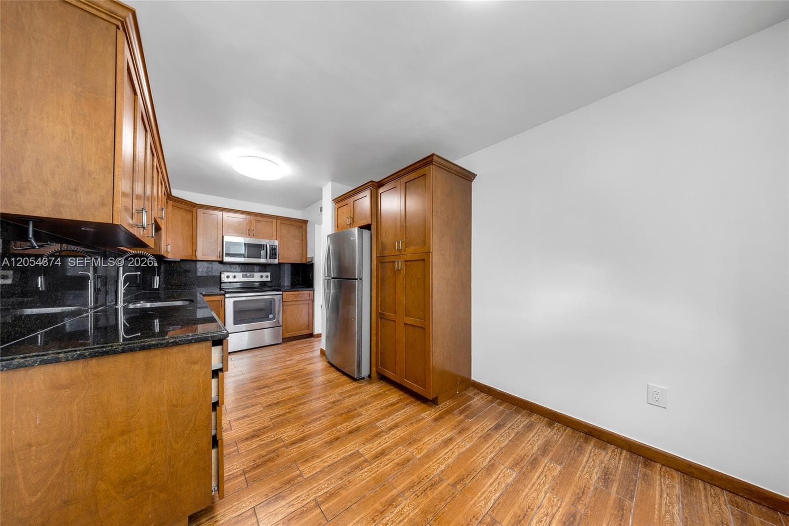 Stratford House Condo · #215 in North Miami Beach - Photo 8