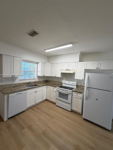 374 NE 171 Street photo 3