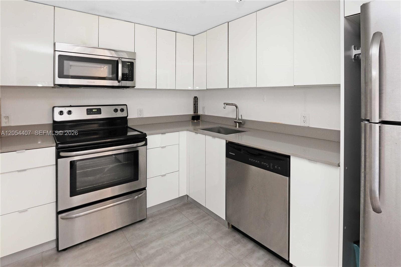 WEST AVE CONDO · #504 in Miami Beach - Photo 5