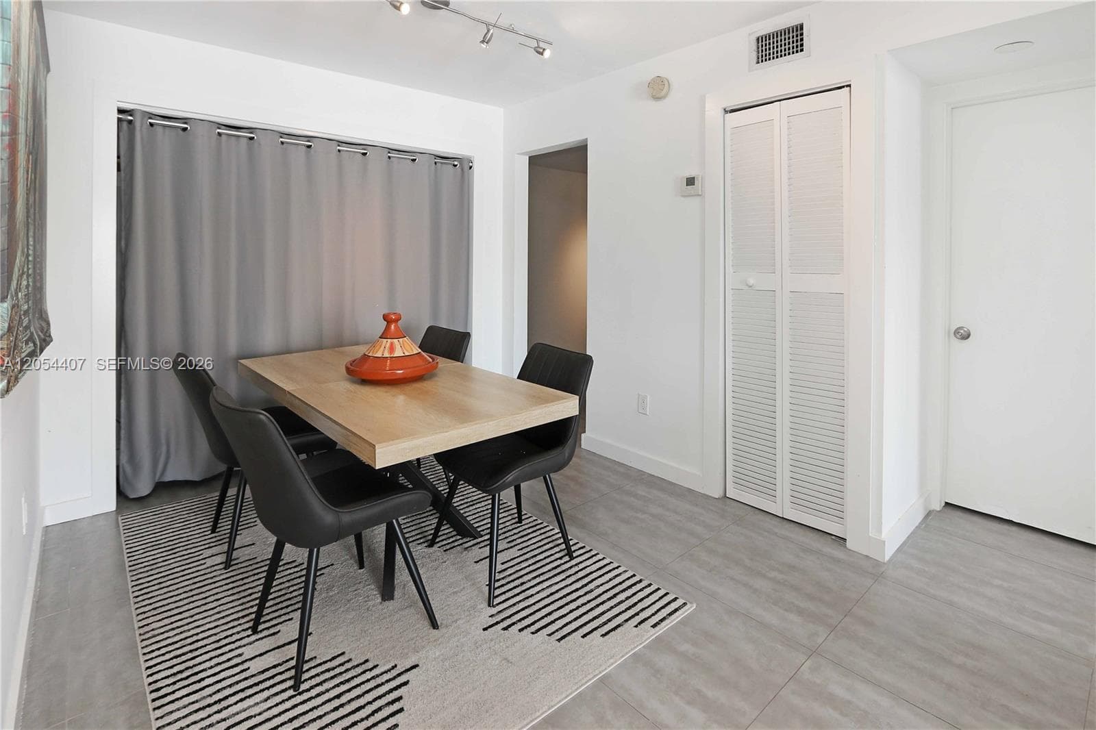 WEST AVE CONDO · #504 in Miami Beach - Photo 8