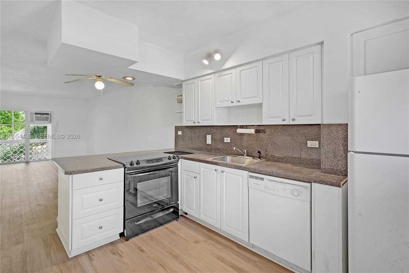 SANTONA CONDO · #A37 in Coral Gables - Photo 2