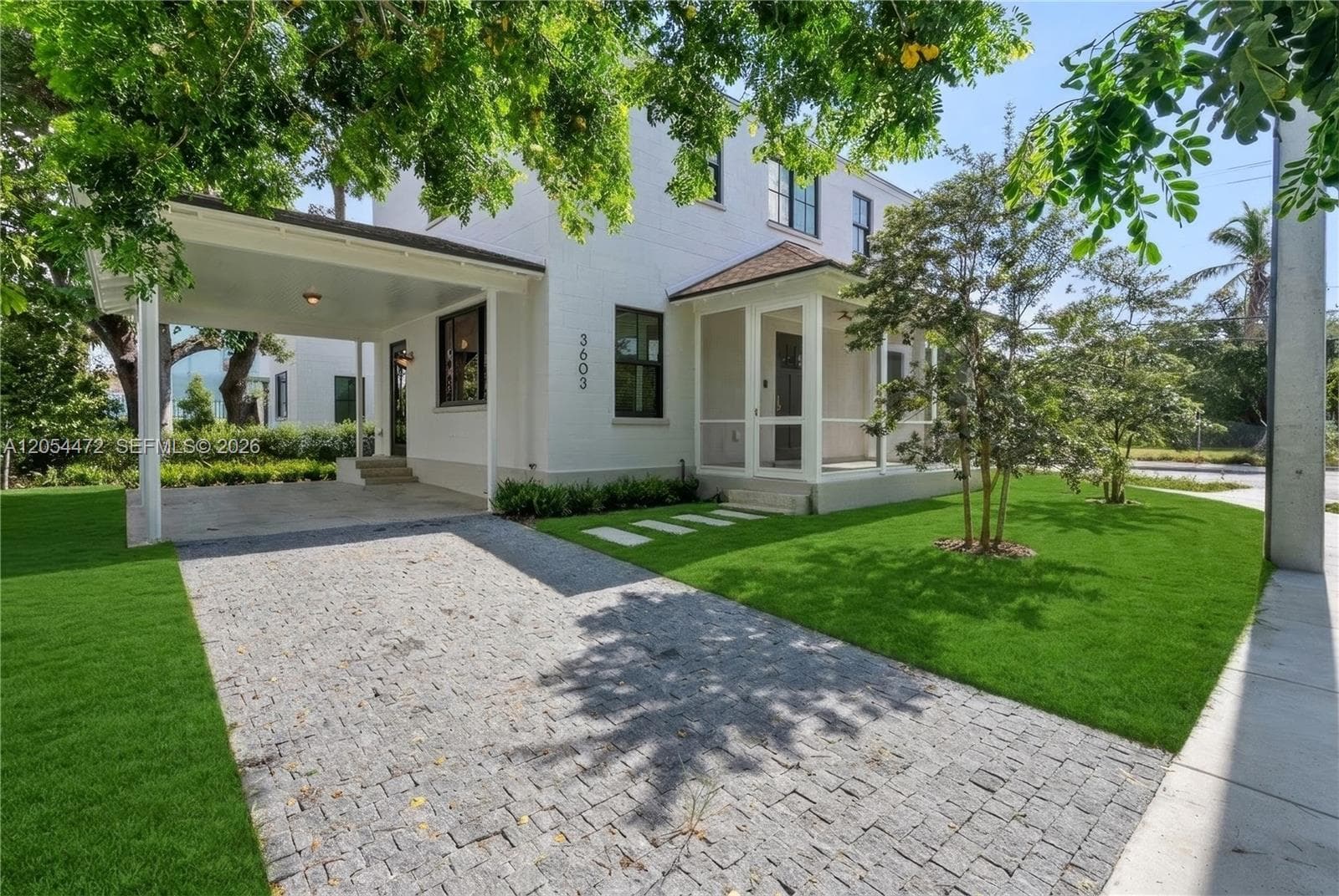 3603 Thomas Ave photo 2