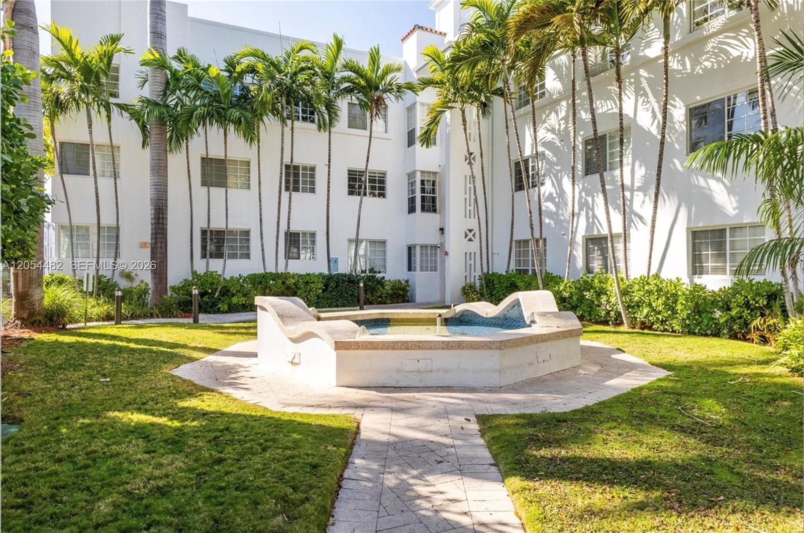 1300 PENNSYLVANIA CONDO · #305 in Miami Beach - Photo 2