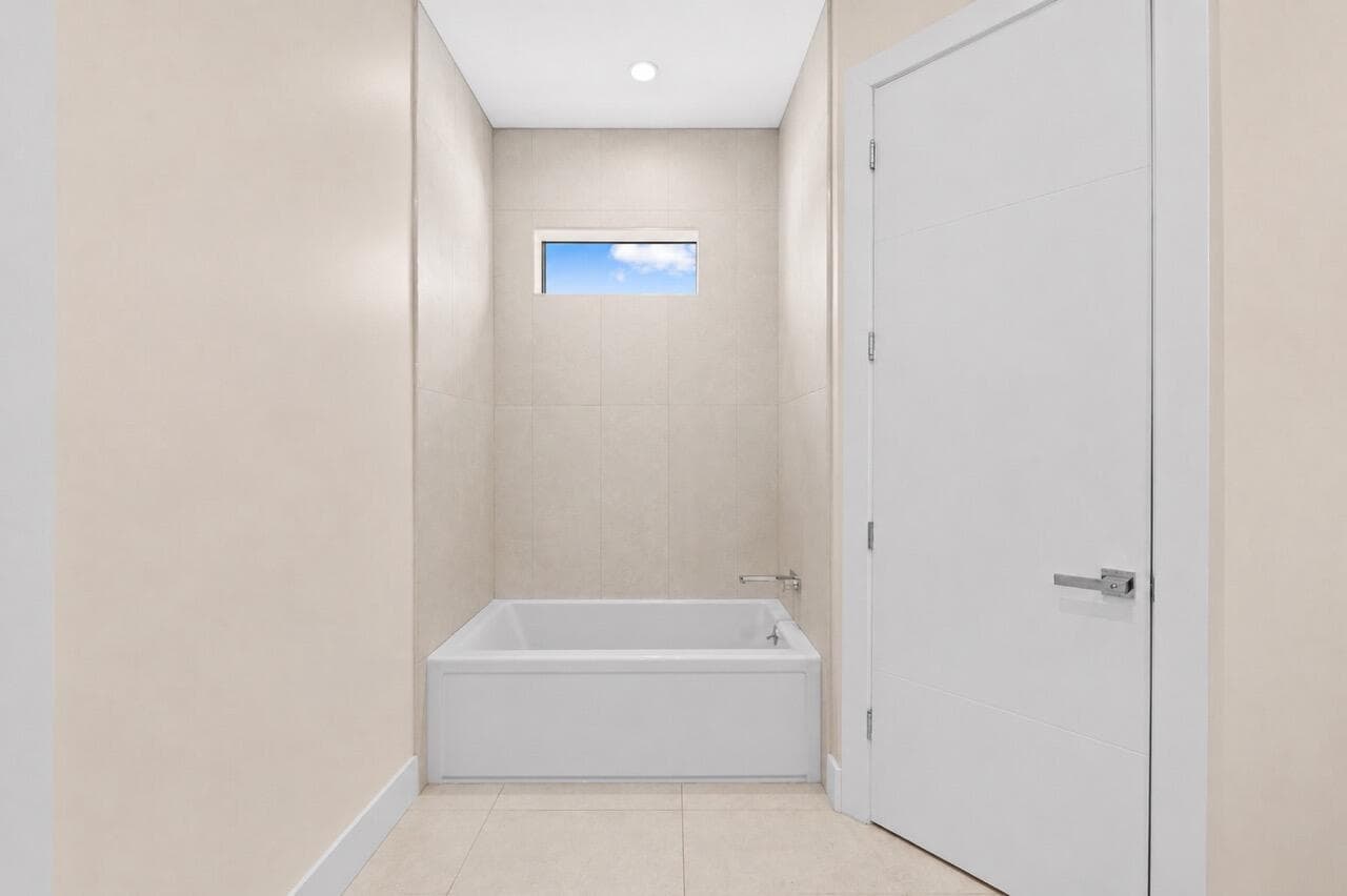 Primary Bath Large