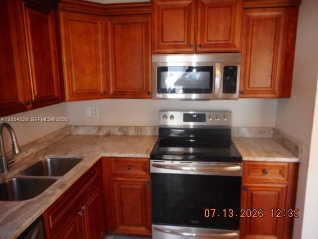 NORTH LEISURE GARDENS · #101 in Lauderdale By The Sea - Photo 6