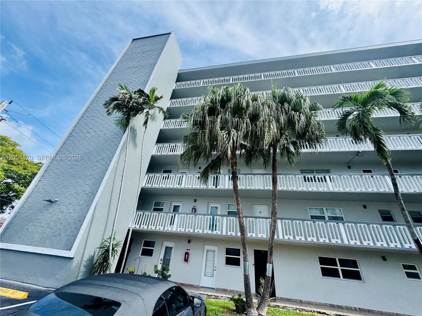 MEADOWBROOK CONDO APTS BL · #502 in Hallandale Beach - Photo 15