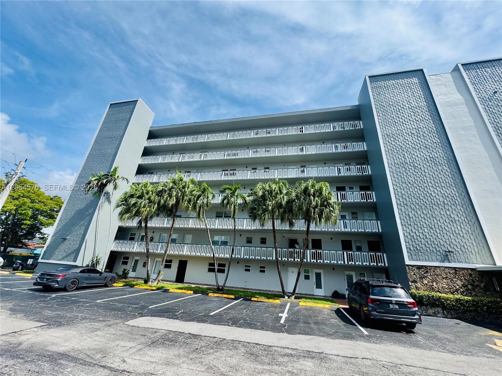MEADOWBROOK CONDO APTS BL · #502 in Hallandale Beach - Photo 19