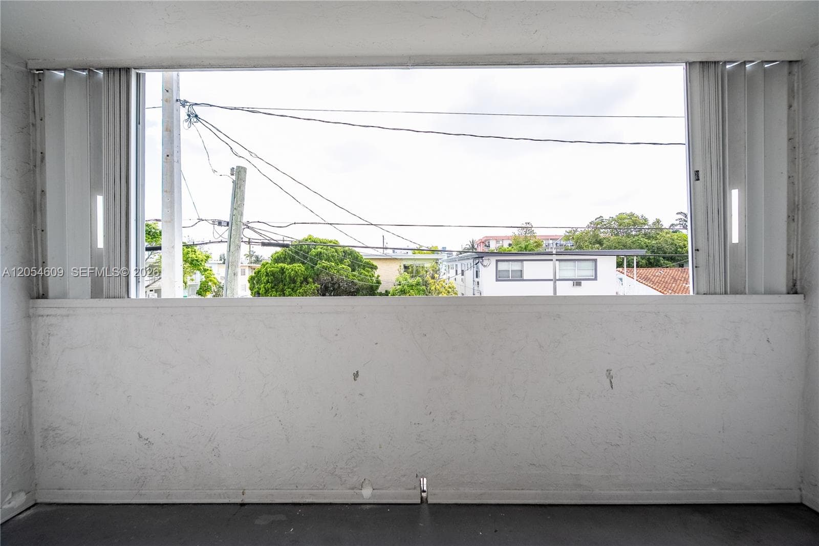 BYRON GARDENS CONDO · #207 in Miami Beach - Photo 27