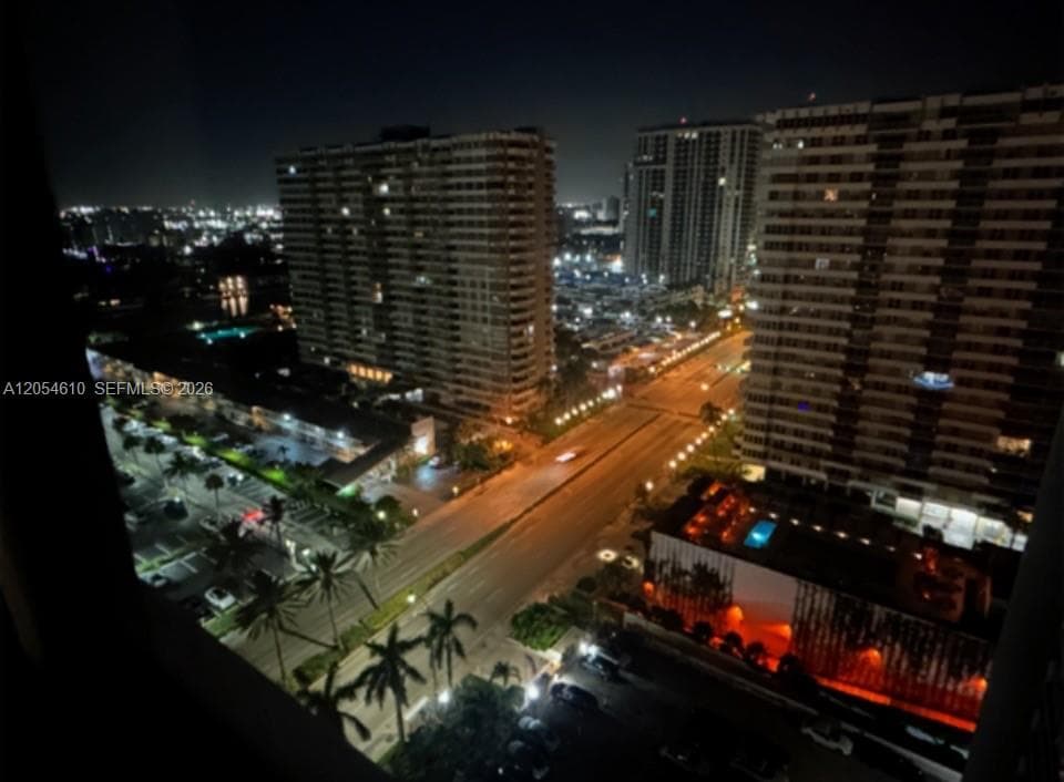 AFTER DARK NIGHTTIME INTRA COASTAL EVEING WATERWAY SOUTH OCEAN DRIVE VIEWS
