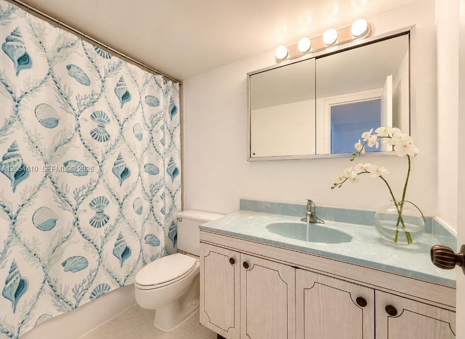 PRINCIPLE BATHROOM SUITE