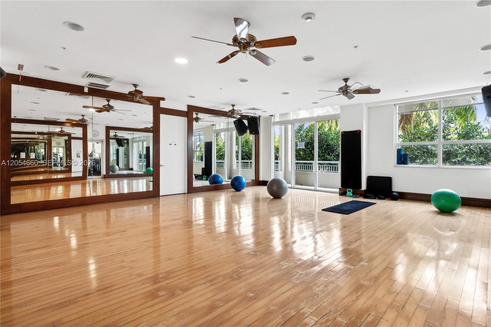TURNBERRY · #2506 in Aventura - Photo 14