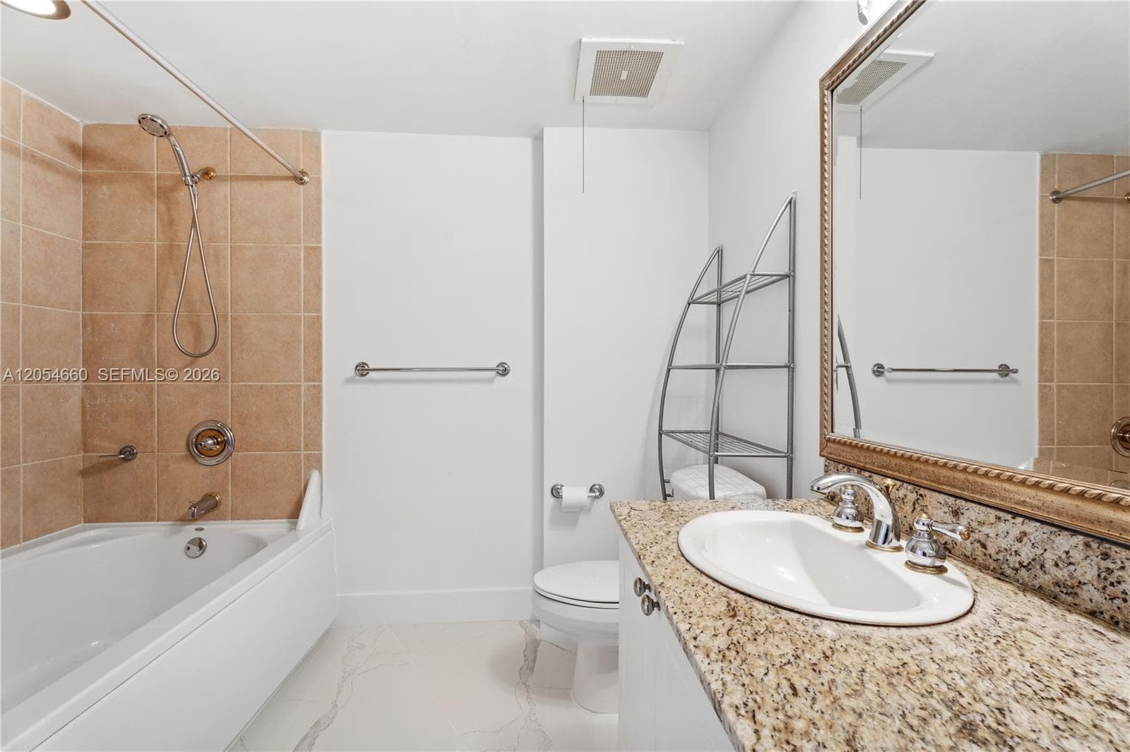 TURNBERRY · #2506 in Aventura - Photo 11