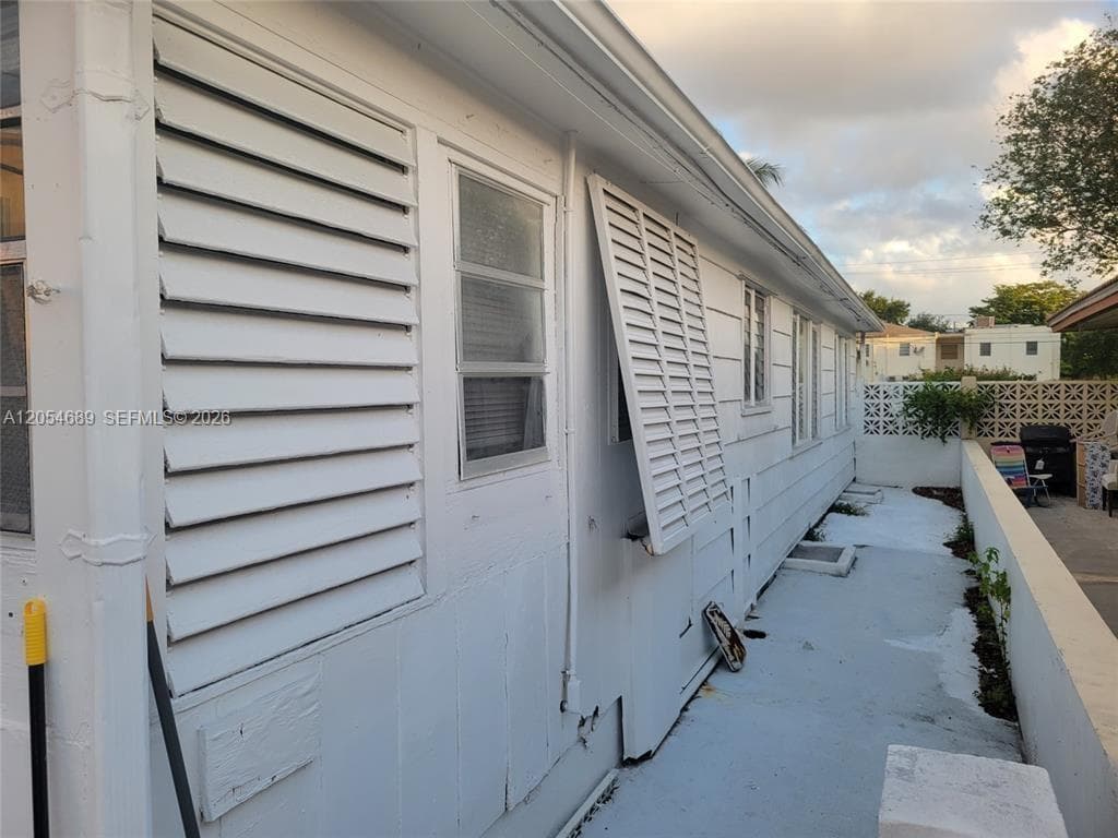 1711 Jackson St photo 6