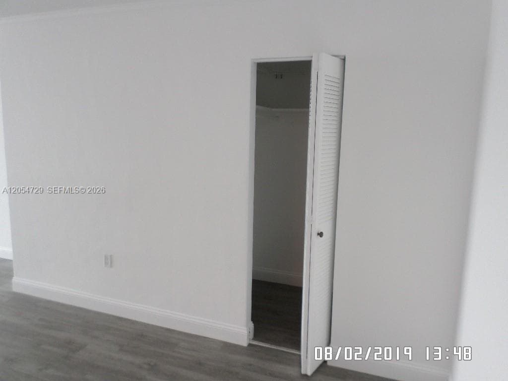 1865 79 ST CAUSEWAY # 6J NORTH BAY