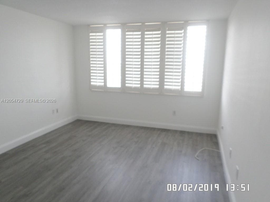 1865 79 ST CAUSEWAY # 6J NORTH BAY
