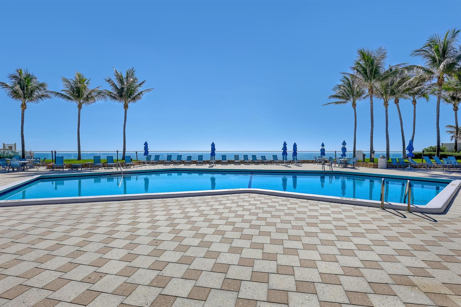 Corniche (13)