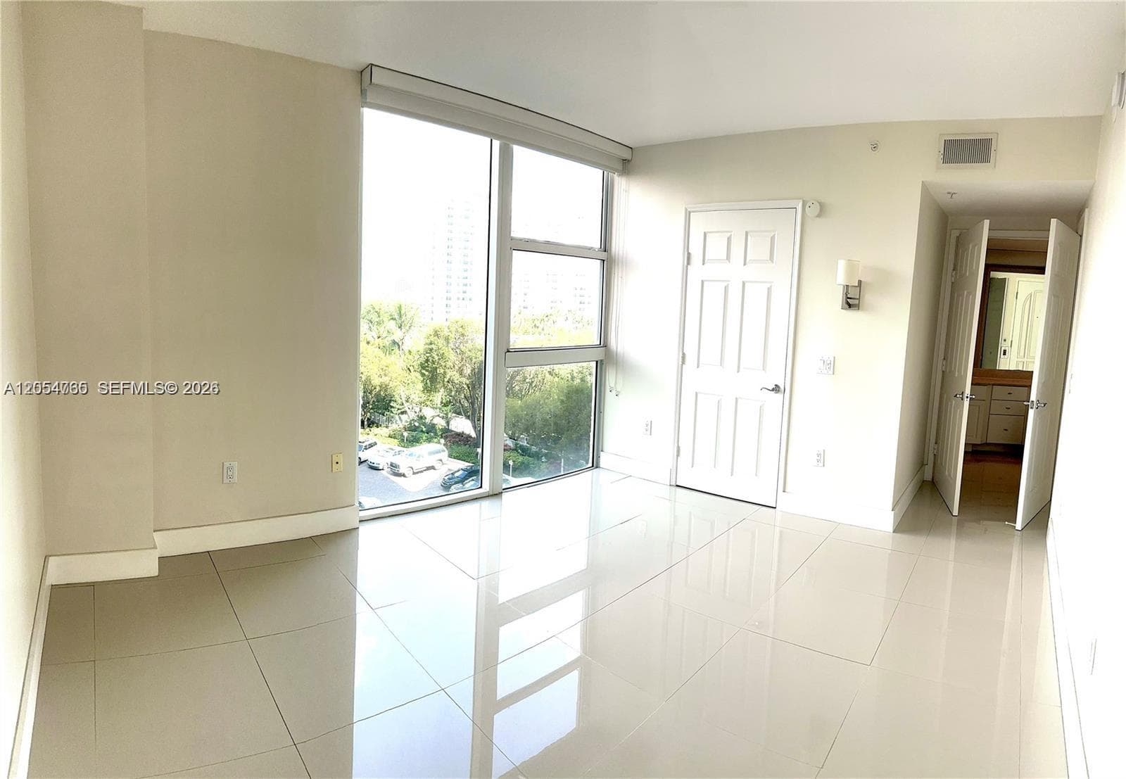 Hidden Bay · #706 in Aventura - Photo 6