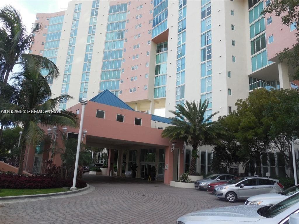 Hidden Bay · #706 in Aventura - Photo 14